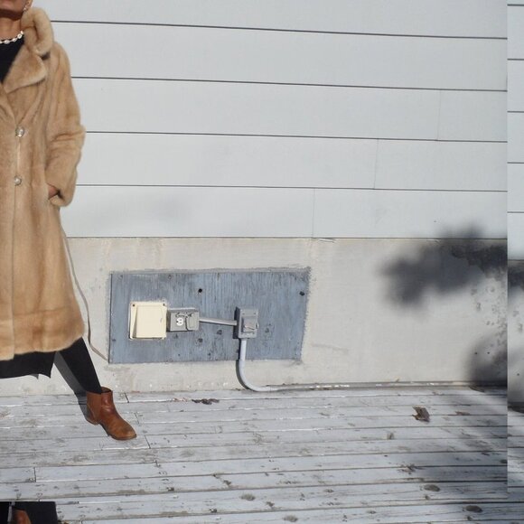 Mink Fur Coat - Picture 6 of 9